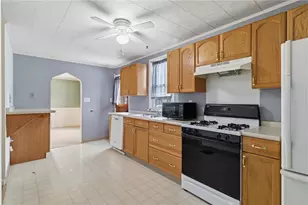 6709 Monroe Ave, West Mifflin, PA 15122 - Photo 13