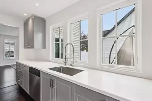 478 Jefferson Ave, Vanport, PA 15009 - Photo 11