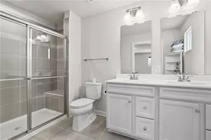 142 Olivia Dr, Center Township, PA 15061 - Photo 17