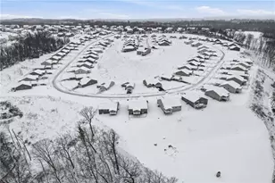 142 Olivia Dr, Center Township, PA 15061 - Photo 47