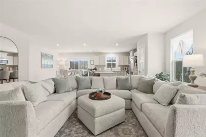 142 Olivia Dr, Center Township, PA 15061 - Photo 5