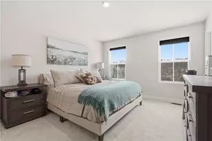 142 Olivia Dr, Center Township, PA 15061 - Photo 13