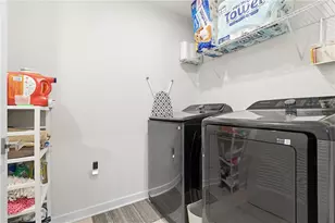 142 Olivia Dr, Center Township, PA 15061 - Photo 25