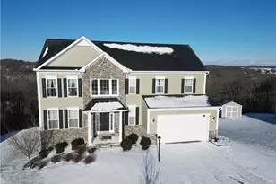 207 Wyncrest Dr, Twp of But NW, PA 16001 - Photo 1