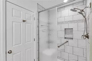 177 Old Village Ln, Bethel Park, PA 15102 - Photo 25