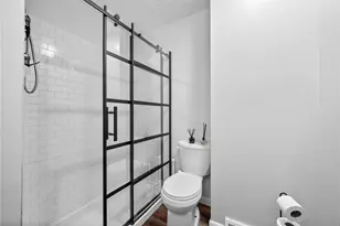 356 S Aiken Ave, Friendship Park, PA 15232 - Photo 15