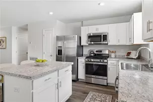 135 Alta Vista Dr, Findlay Township, PA 15126 - Photo 17