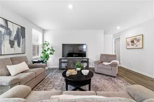 135 Alta Vista Dr, Findlay Township, PA 15126 - Photo 11