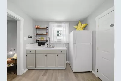 711 Louisa St, Pittsburgh, PA 15210 - Photo 5