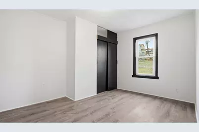 2512 Franklin St, Munhall, PA 15120 - Photo 13