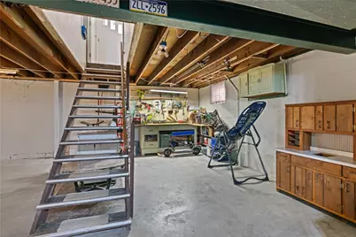 209 Line Ave, Ellwood City, PA 16117 - Photo 15