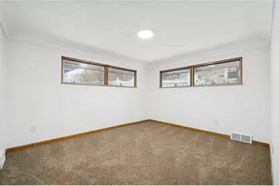 600 Lewis Avenue, Jeannette, PA 15644 - Photo 15