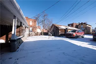 221 5th St, Ellwood City, PA 16117 - Photo 15