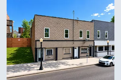 221 5th St, Ellwood City, PA 16117 - Photo 1