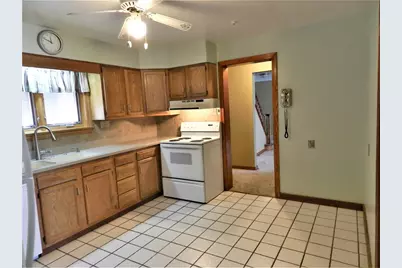 635 Green Street, Southwest Greensburg Boro, PA 15601 - Photo 5