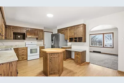 270 Kentucky Drive, Lower Burrell, PA 15068 - Photo 9