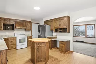 270 Kentucky Dr, Lower Burrell, PA 15068 - Photo 9