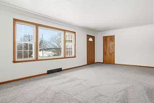 270 Kentucky Dr, Lower Burrell, PA 15068 - Photo 5