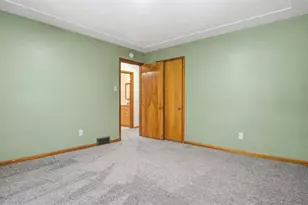 270 Kentucky Dr, Lower Burrell, PA 15068 - Photo 13