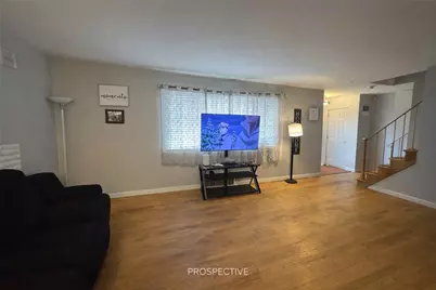 227 Thornwood Dr, Canonsburg, PA 15317 - Photo 3