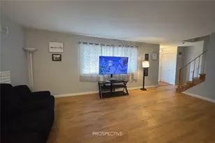 227 Thornwood Dr, Canonsburg, PA 15317 - Photo 3