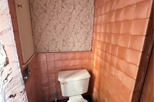 227 Thornwood Dr, Canonsburg, PA 15317 - Photo 17