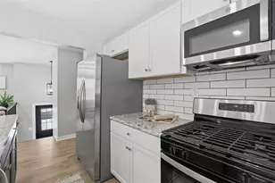 306 Fayette Dr, Cranberry Township, PA 16066 - Photo 9