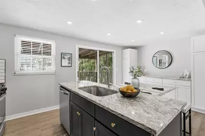 306 Fayette Dr, Cranberry Township, PA 16066 - Photo 11