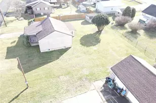 34 Main St, Clarksville, PA 15322 - Photo 3