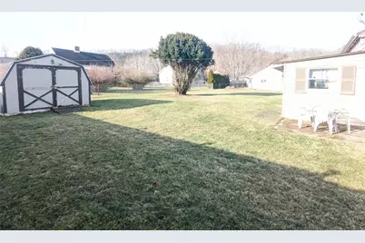 34 Main St, Clarksville, PA 15322 - Photo 13