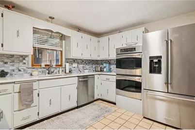 1402 Swede Hill Rd, Hempfield Township, PA 15601 - Photo 11