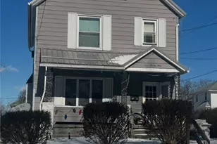 389 Frank St, Sharon, PA 16146 - Photo 1