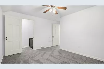 2339 Collins Rd, Pittsburgh, PA 15235 - Photo 19