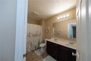 111 Naughton Cir, Forward Township, PA 16033 - Photo 17