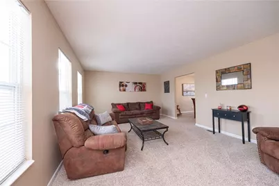 111 Naughton Cir, Forward Township, PA 16033 - Photo 13