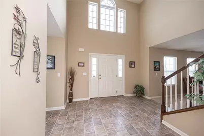 111 Naughton Cir, Forward Township, PA 16033 - Photo 3