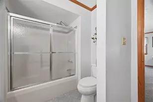 102 Bradford Park Rd, Economy, PA 15005 - Photo 27