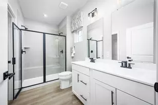 1049 Black Sands Dr, Penn Twp, PA 15644 - Photo 13