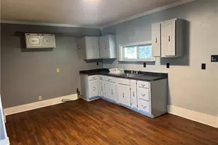 1902 Kenneth Ave, Arnold, PA 15068 - Photo 5