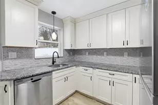 2612 Bethel Church Rd, Bethel Park, PA 15102 - Photo 11