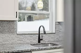 2612 Bethel Church Rd, Bethel Park, PA 15102 - Photo 9