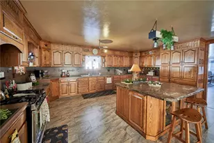 189 Josh Dr, Montgomery-Grant, PA 15742 - Photo 9