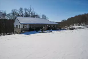 189 Josh Dr, Montgomery-Grant, PA 15742 - Photo 5