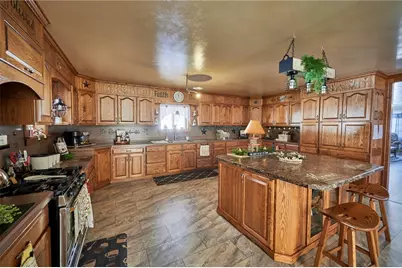 189 Josh Dr, Montgomery-Grant, PA 15742 - Photo 9
