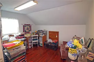 437 Cedar St, Jeannette, PA 15644 - Photo 11