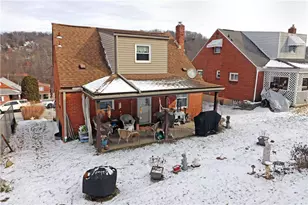 437 Cedar St, Jeannette, PA 15644 - Photo 17