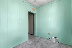 256 E Meyers St, Pittsburgh, PA 15210 - Photo 15