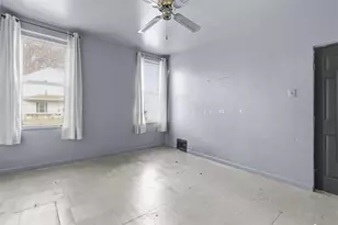 256 E Meyers St, Pittsburgh, PA 15210 - Photo 19