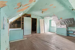 256 E Meyers St, Pittsburgh, PA 15210 - Photo 11