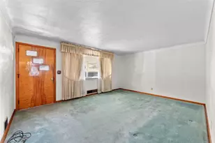 206 S Thompson Ln, Hempfield Township, PA 15642 - Photo 7